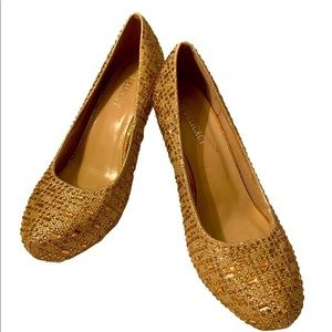 Delicacy Gold Sparkle Jewel High Heel Shoe Size 8